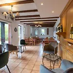 Bed & Breakfast D'hotes Le Domaine Des Remparts