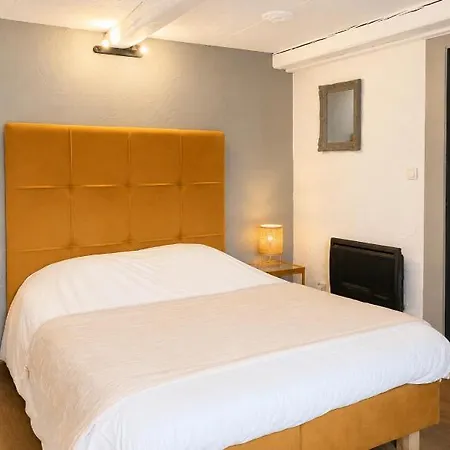 D'hotes Le Domaine Des Remparts