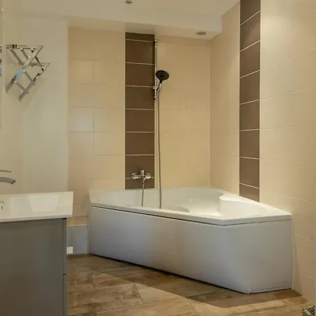 Frühstückspension D'hotes Le Domaine Des Remparts 3*